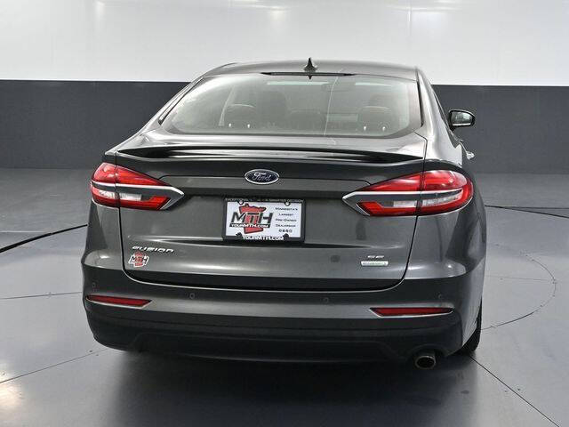 2020 Ford Fusion SE