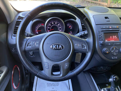 2013 Kia Soul +
