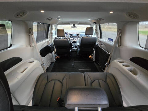 2020 Chrysler Pacifica Touring L