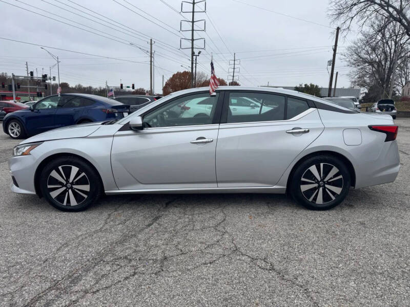 2022 Nissan Altima 2.5 SV