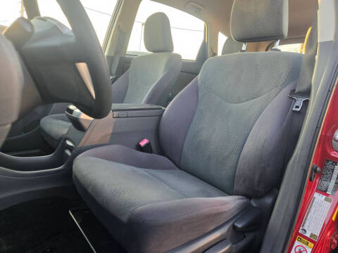 2012 Toyota Prius v Three