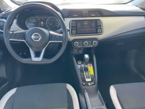 2021 Nissan Versa SV