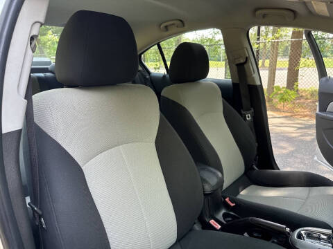 2011 Chevrolet Cruze LS