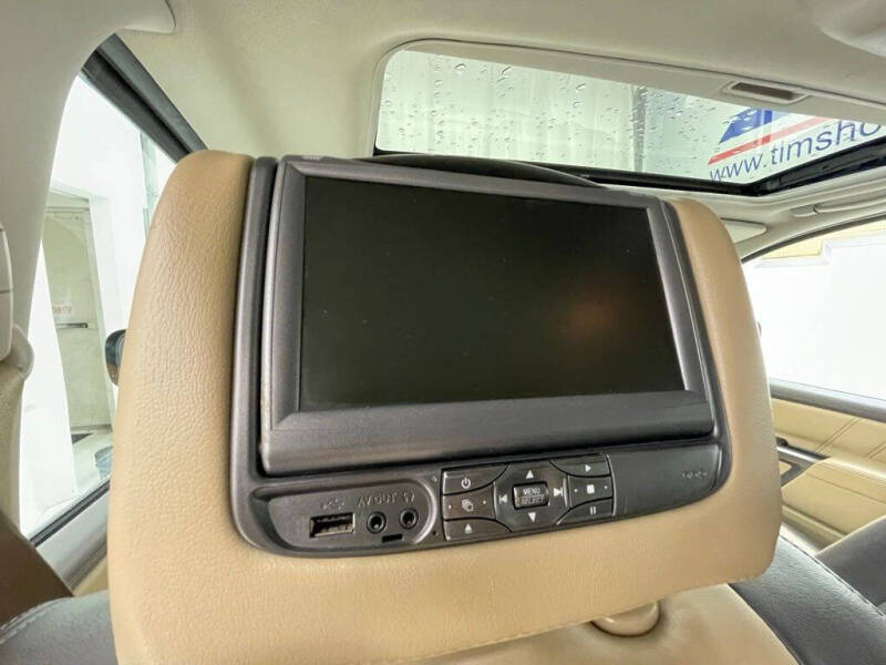 2015 Nissan Armada