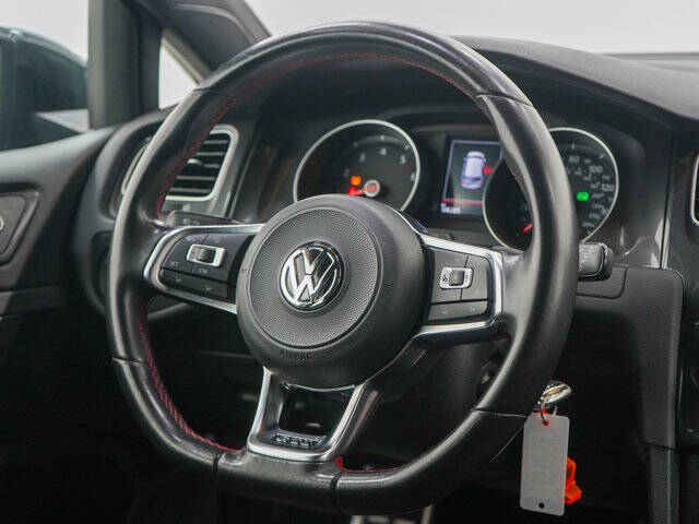 2017 Volkswagen Golf GTI S
