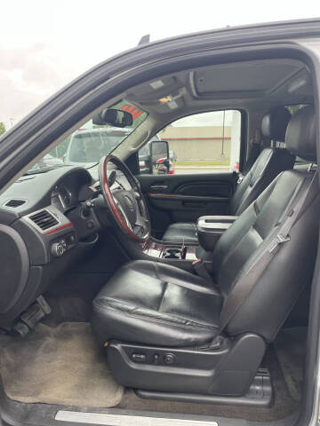 2012 Cadillac Escalade Premium