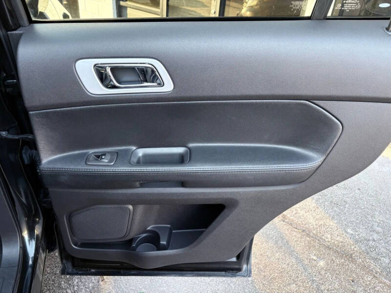 2014 Ford Explorer Sport