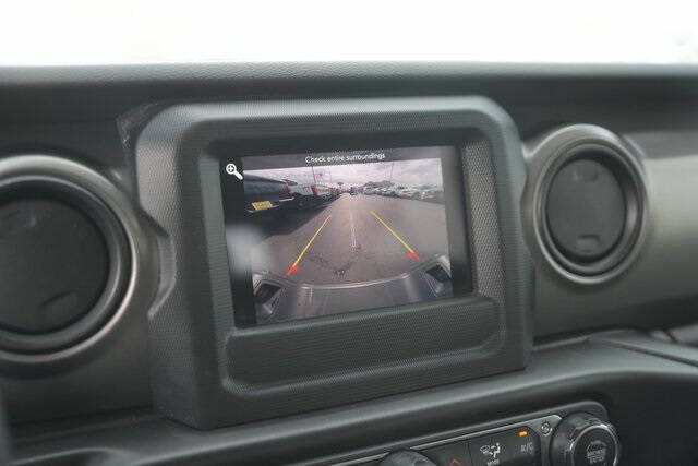 2023 Jeep Gladiator Willys