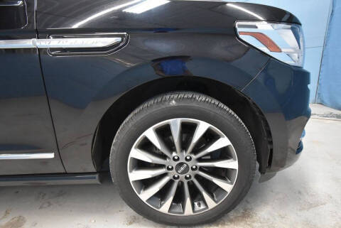 2019 Lincoln Navigator Select