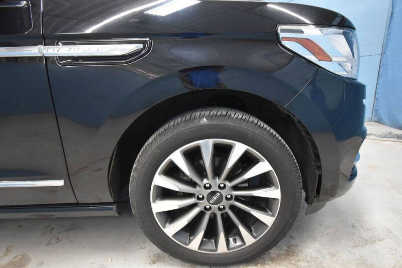 2019 Lincoln Navigator Select