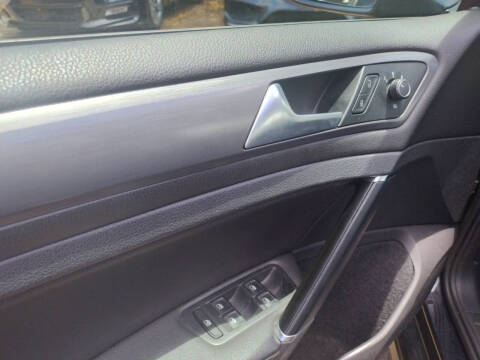 2021 Volkswagen Golf TSI