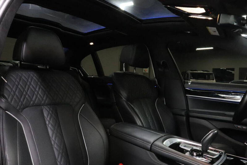 2022 BMW 7 Series ALPINA B7 xDrive