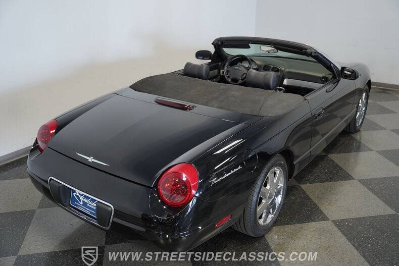 2003 Ford Thunderbird