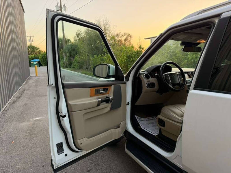 2015 Land Rover LR4 HSE