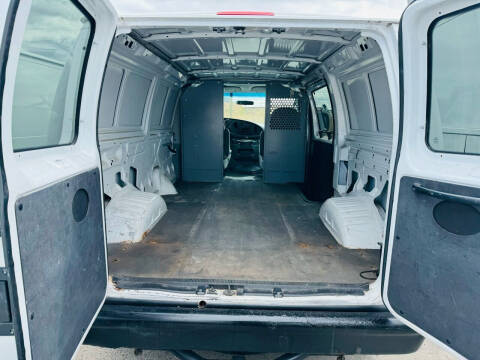 2008 Ford E-Series E-250