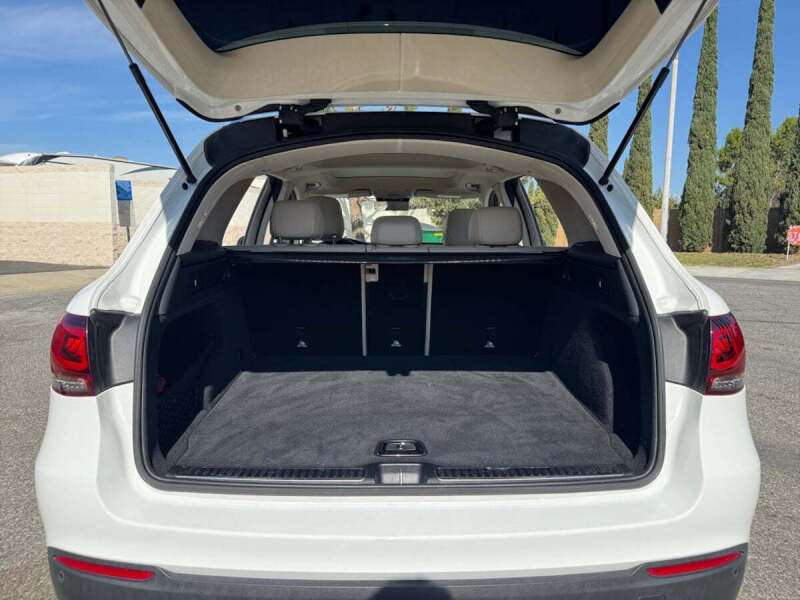 2022 Mercedes-Benz GLC GLC 300 4MATIC