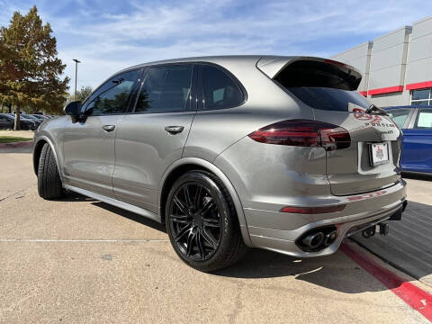2016 Porsche Cayenne GTS
