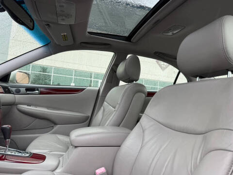 2004 Lexus ES 330