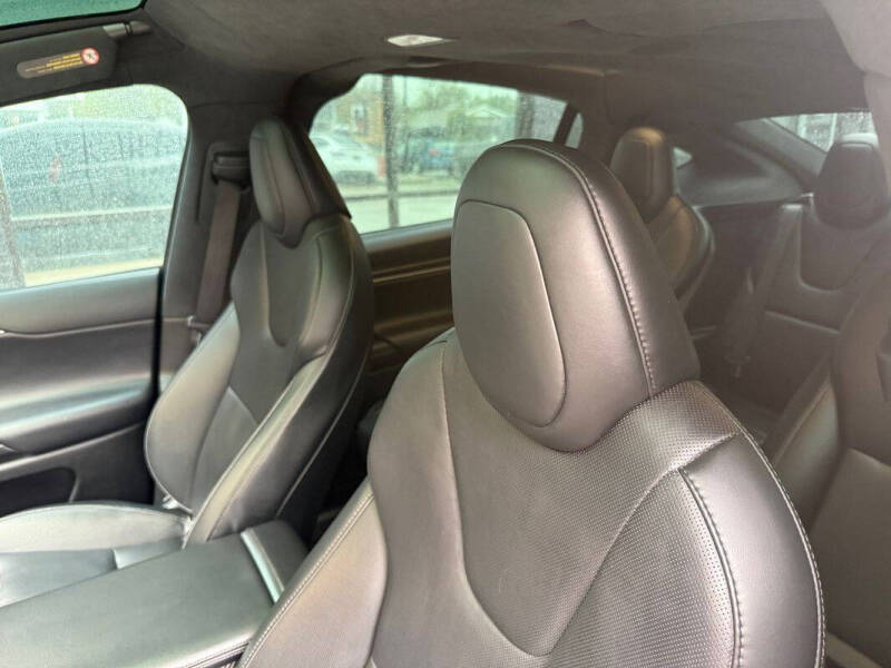 2022 Tesla Model X Plaid