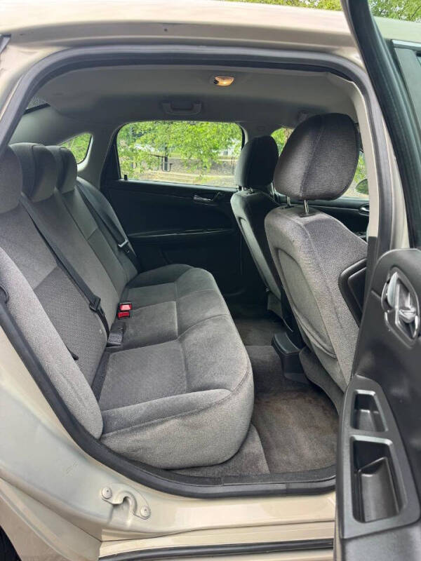 2010 Chevrolet Impala LS