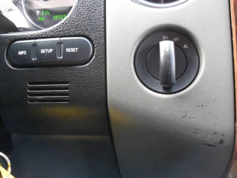 2004 Ford F-150 Lariat