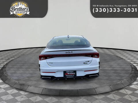 2022 Kia K5