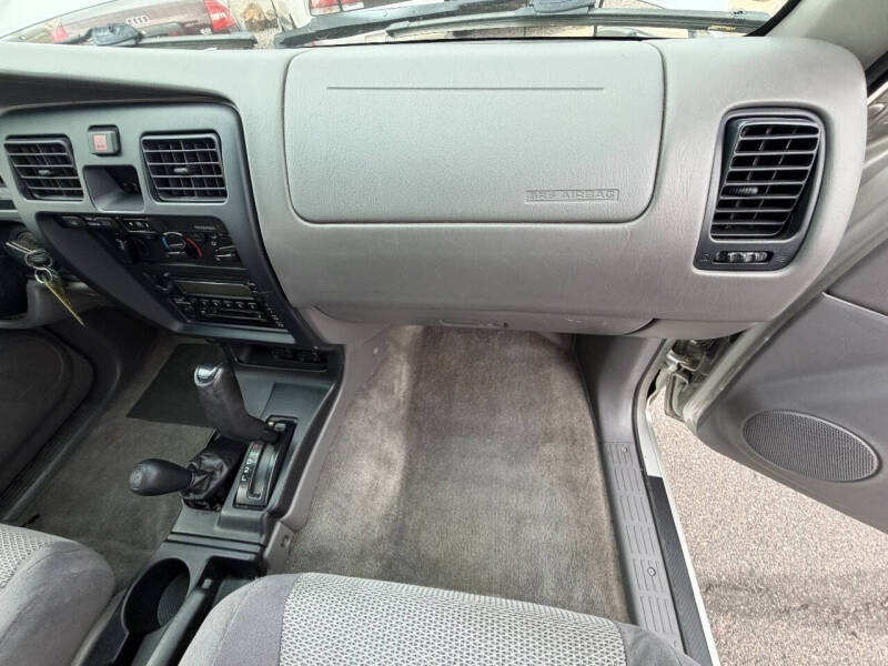 2001 Toyota 4Runner SR5