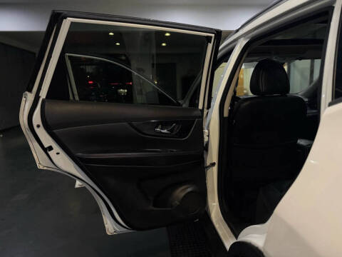 2017 Nissan Rogue Hybrid