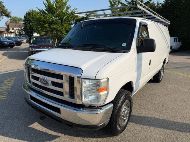 2013 Ford E-Series E-350 SD