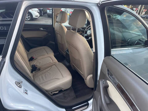 2016 Audi Q5 2.0T quattro Premium Plus