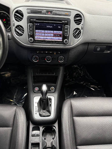 2015 Volkswagen Tiguan SE