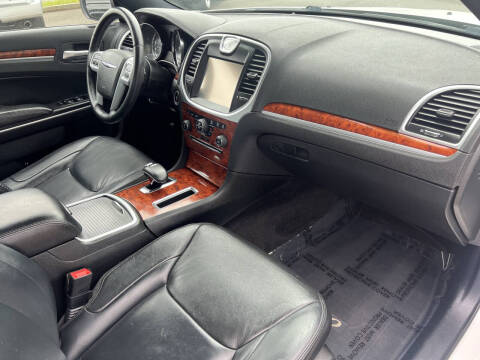 2014 Chrysler 300