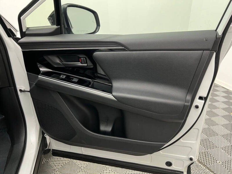 2023 Toyota bZ4X XLE