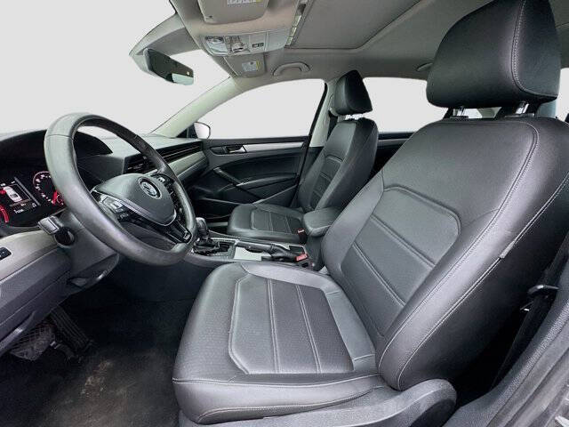 2022 Volkswagen Passat SE