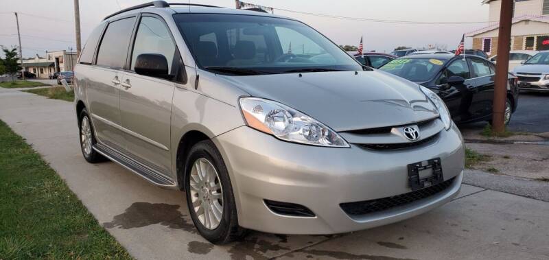 2008 Toyota Sienna for sale at Wyss Auto in Oak Creek WI