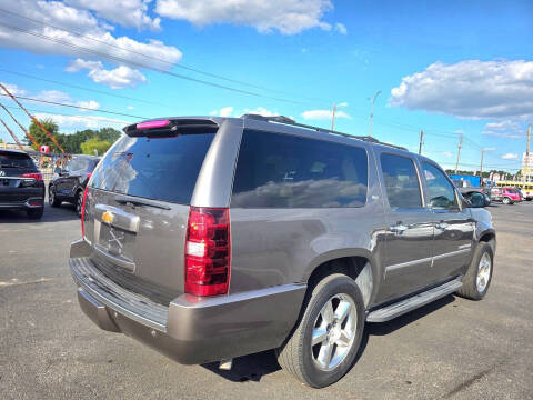 2013 Chevrolet Suburban LTZ