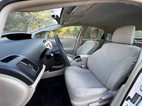 2013 Toyota Prius Three