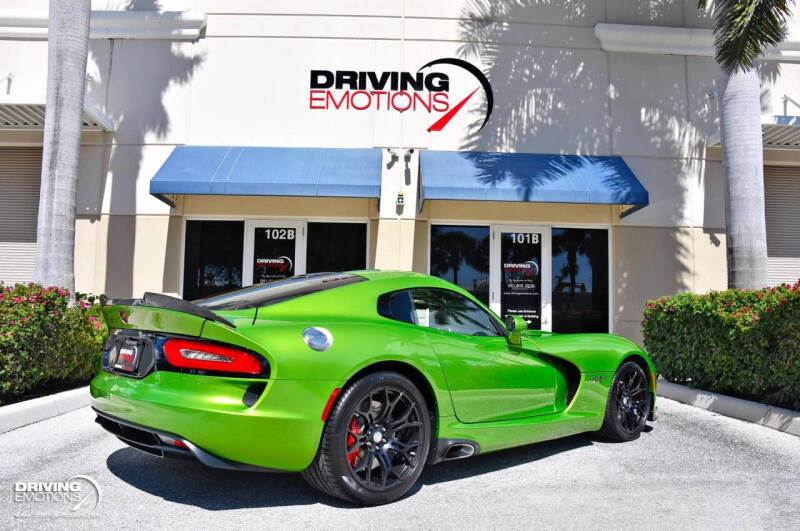 2017 Dodge Viper GTC