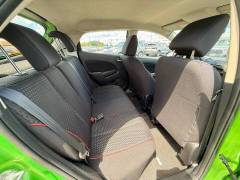 2012 Mazda MAZDA2 Touring