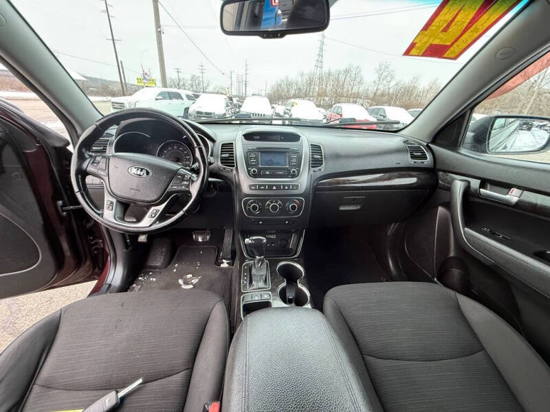 2014 Kia Sorento LX