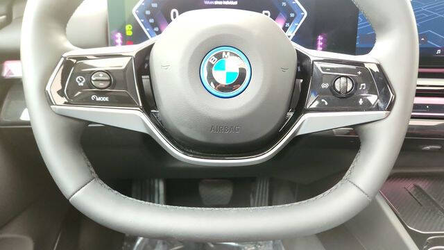 2026 BMW i5 eDrive40