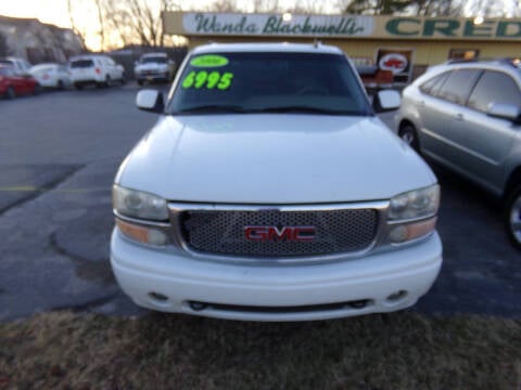 2006 GMC Yukon XL for sale at Credit Cars of NWA in Bentonville AR