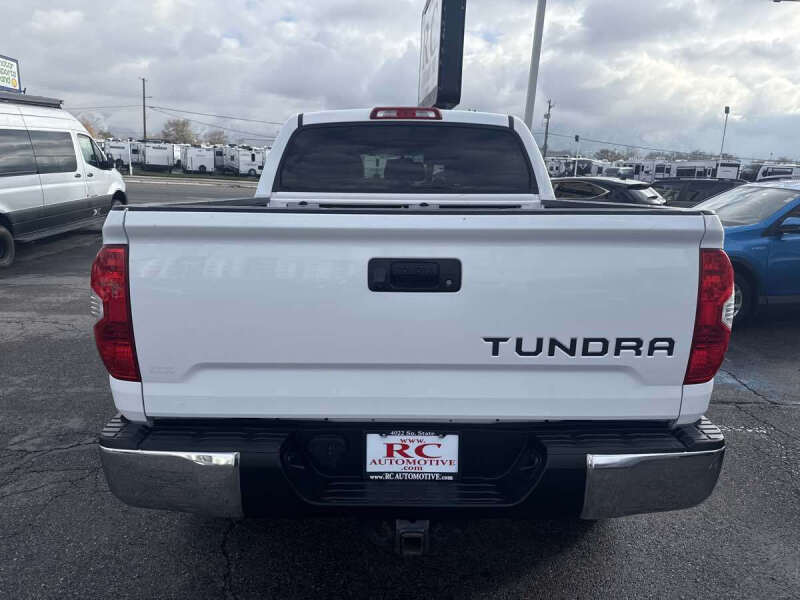 2014 Toyota Tundra SR5