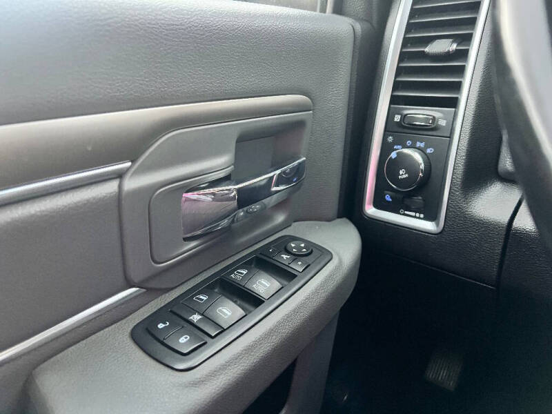 2017 RAM 1500 Big Horn