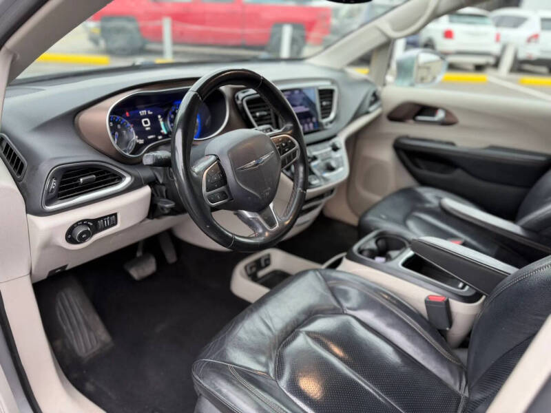 2018 Chrysler Pacifica Touring L Plus