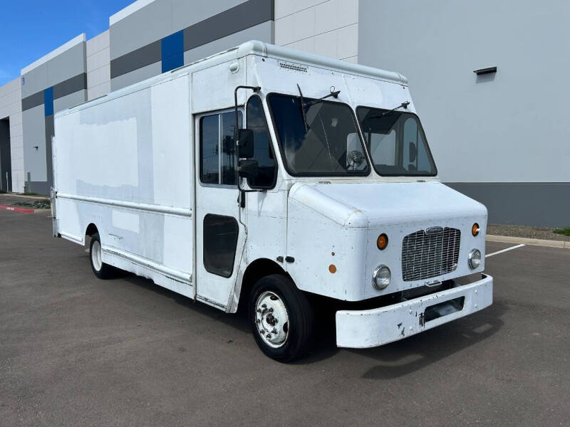 2010 Freightliner MT45 Chassis