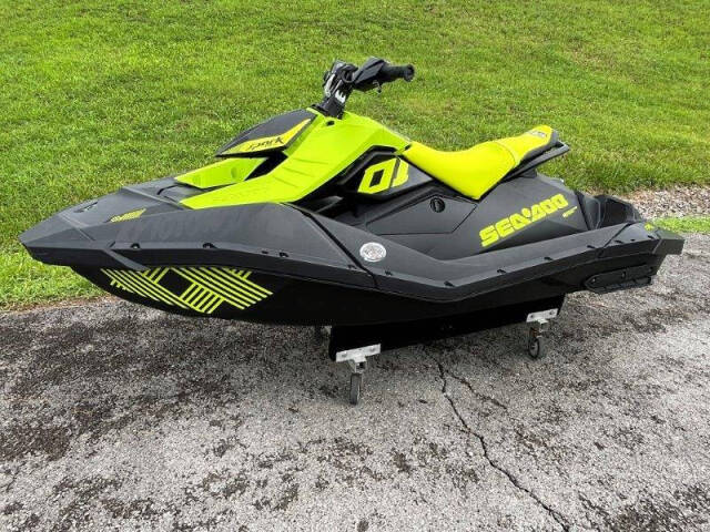 Sea-Doo Spark Trixx 2 Up Image