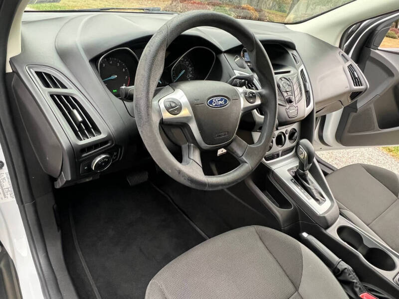 2012 Ford Focus SE