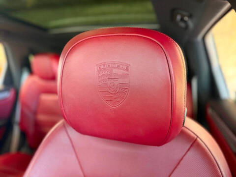 2023 Porsche Cayenne