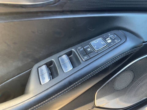 2017 Genesis G90 3.3T Premium